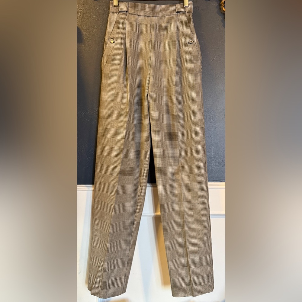 Vintage 80’s/90’s 100% Virgin Wool Pleated Trousers
